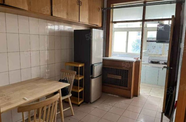 电业局四院 龙山花园 师范家属院三室文轩外国语小区停车方便
