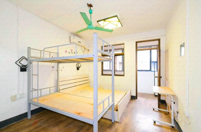 安泰中心3室2厅89㎡348万二手房图片
