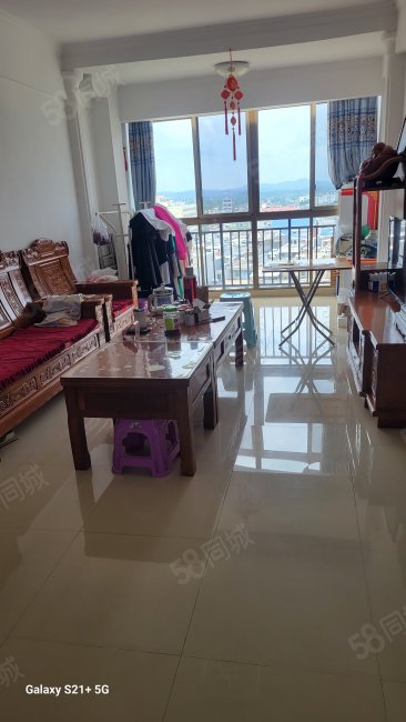 南洋广场2室1厅1卫65㎡南北35万