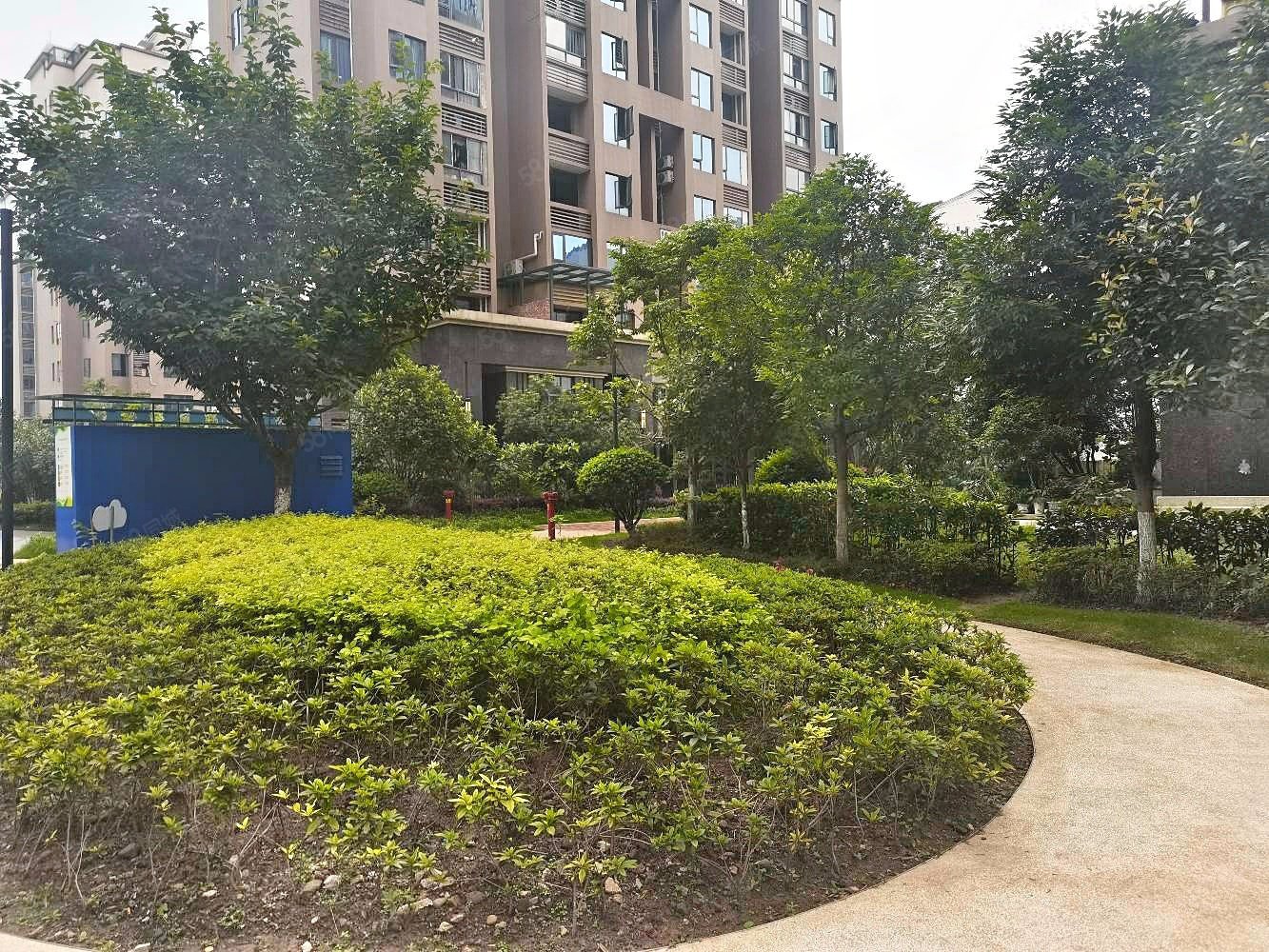 协信天骄溪悦3室2厅2卫97㎡南北108万