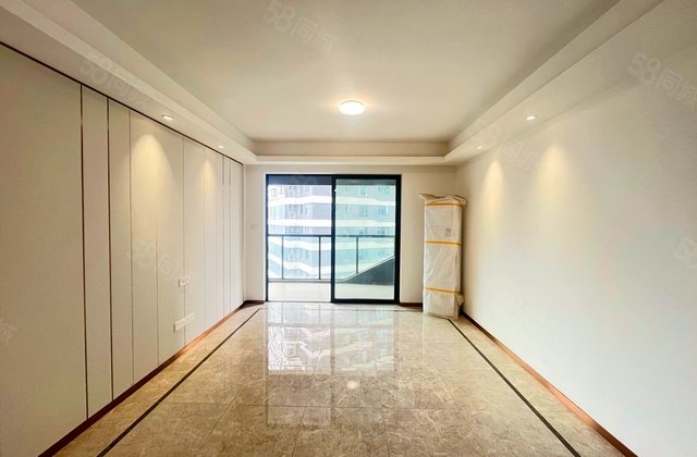 旭辉都会山3室2厅119.2㎡158万二手房图片