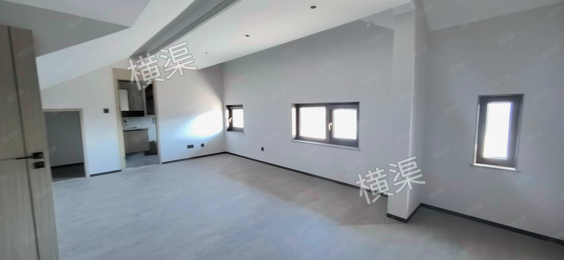 龍湖云河玉陛5室2廳3衛(wèi)266㎡南北1380萬