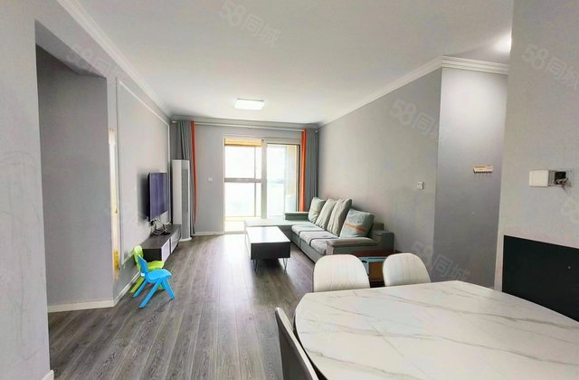 融创东方御园3室1厅106.8㎡145万二手房图片