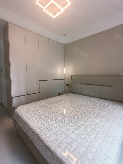 欣馨家苑3室2厅1卫118.96㎡南58万