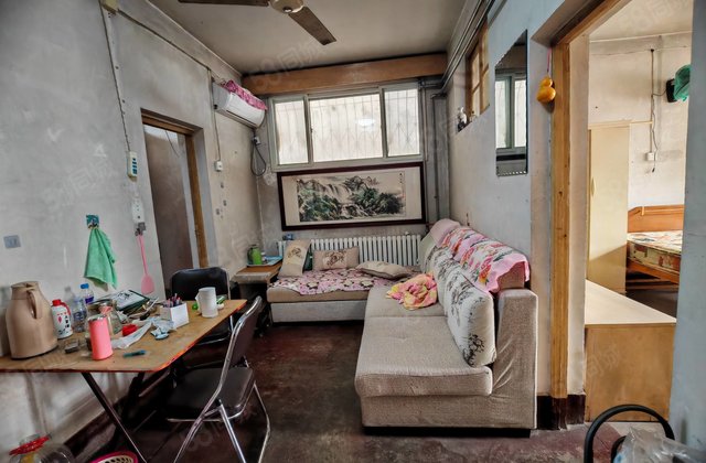 文轩外国语依中园师范家属院,环保局家属院多层东边三室文轩花园