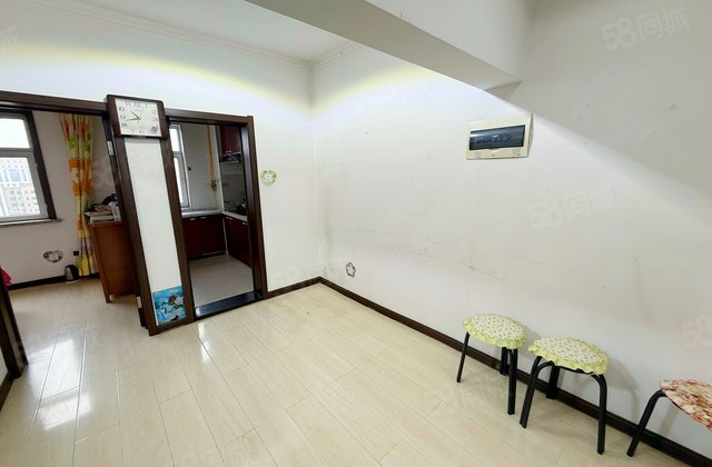 汉森金烁广场2室1厅60.03㎡29.8万二手房图片