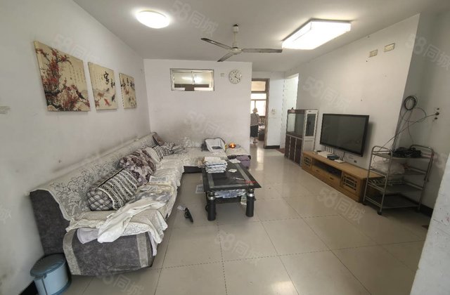 还款无压力 可5萬入住办完 中层 地暖房 亚大怡景 送车位