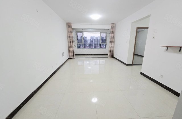 滨河实验 昌润莲城 价格很合适 车位地下室 免大税 南北通透