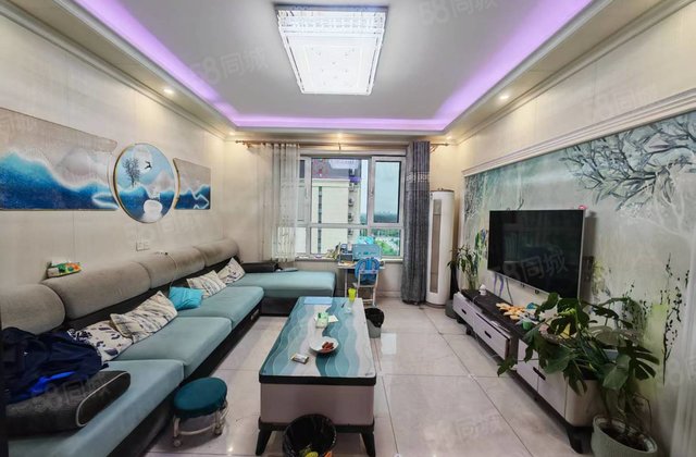 民生凤凰城2号院，精装三室双卫，房东诚心出售