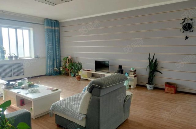 新湖花园3室2厅157㎡94万二手房图片