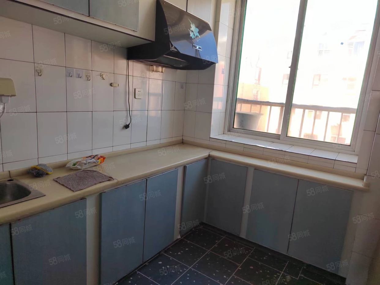 珠江东区2室1厅1卫61.97㎡南北14万