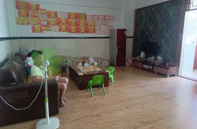 华轩楼3室2厅120㎡43.8万二手房图片