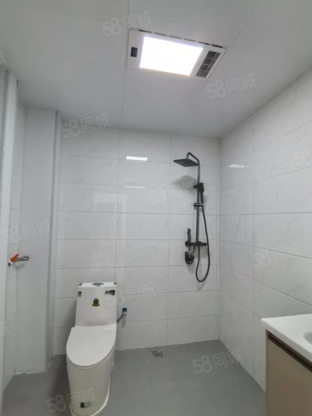 许通家苑2室1厅1卫74㎡南北24.5万