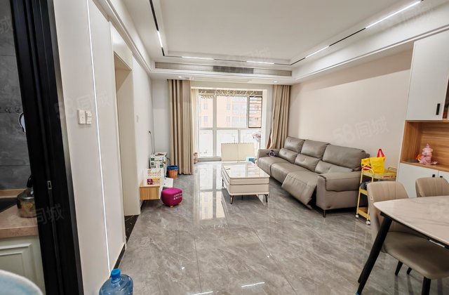 文轩外国语老一中附近小两室精装  新东方龙湾小区  随时看房