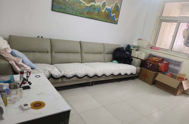 昌润路 站北花园 香江 区妇幼 三室二楼小区停车方便