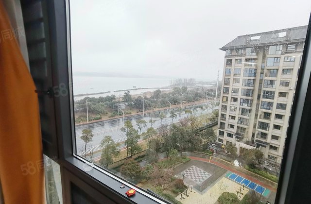 华润桃源里(一期)3室2厅103㎡69万二手房图片