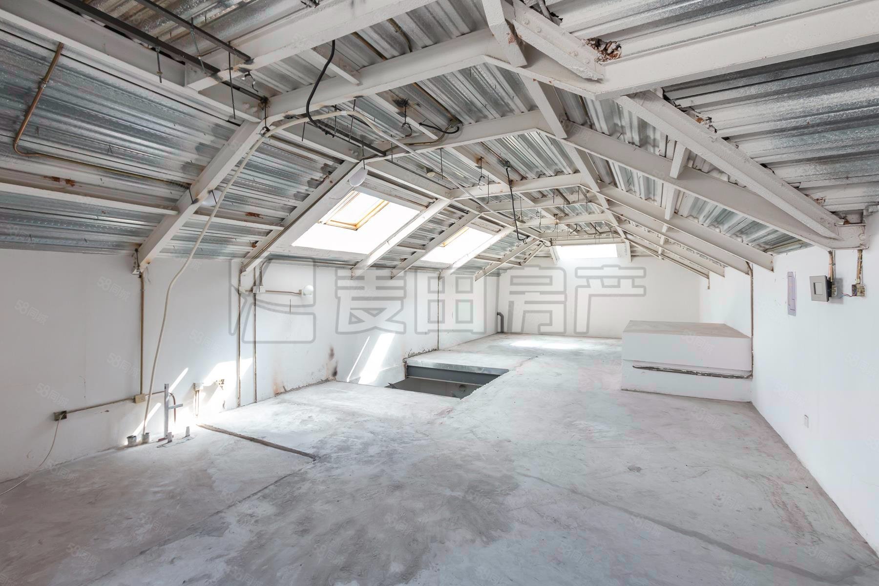 九章別墅4室3廳5衛(wèi)518.19㎡東南3900萬