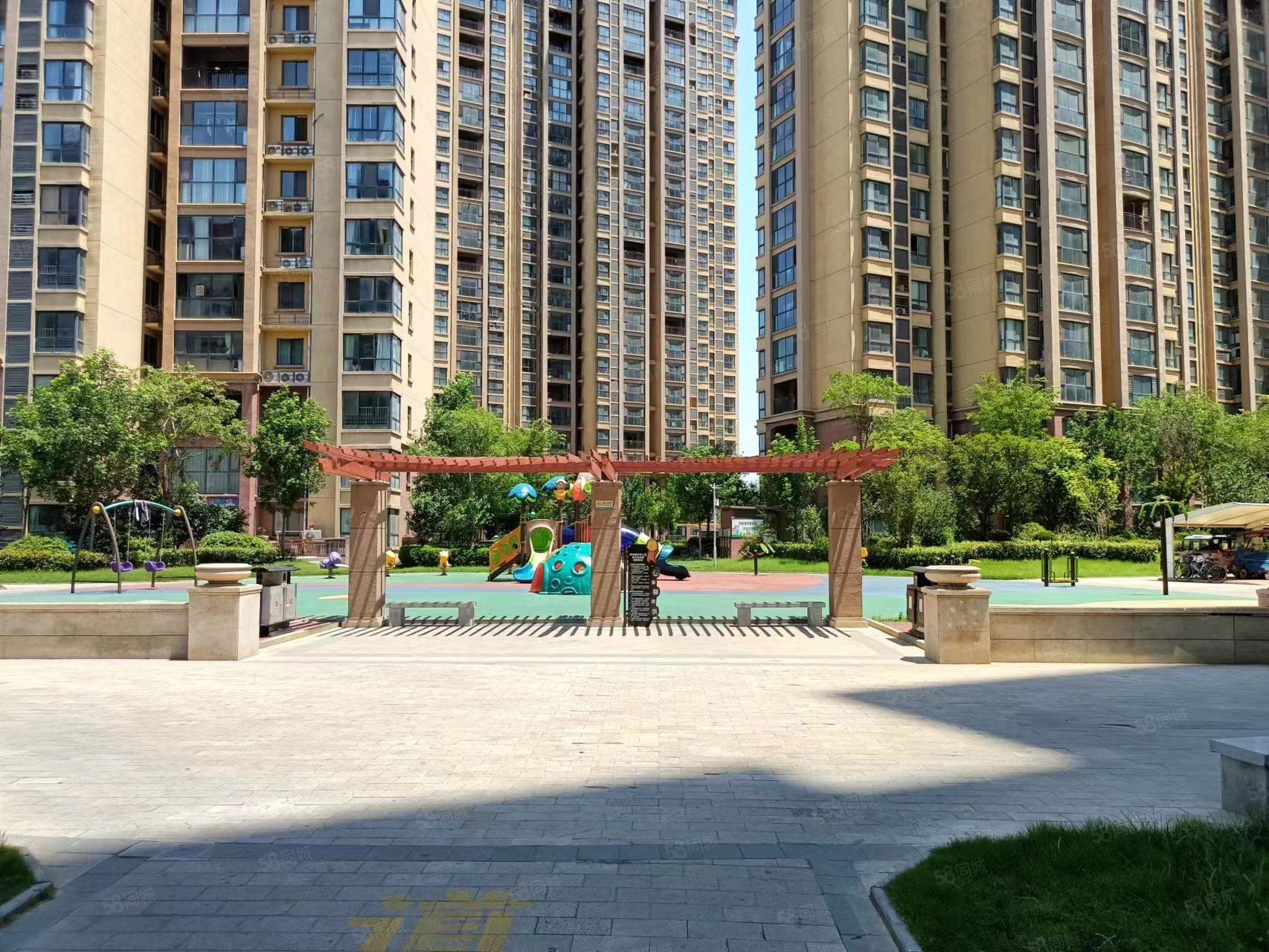 星河湾河景房南门繁华里裕隆超市临名门俏江南天鹅堡天鹏晟景
