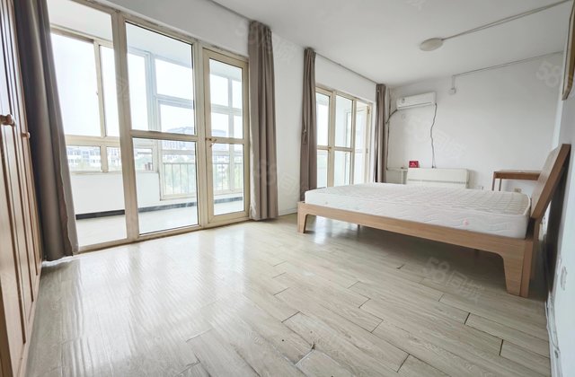 西湖新村7室2厅285.79㎡450万二手房图片