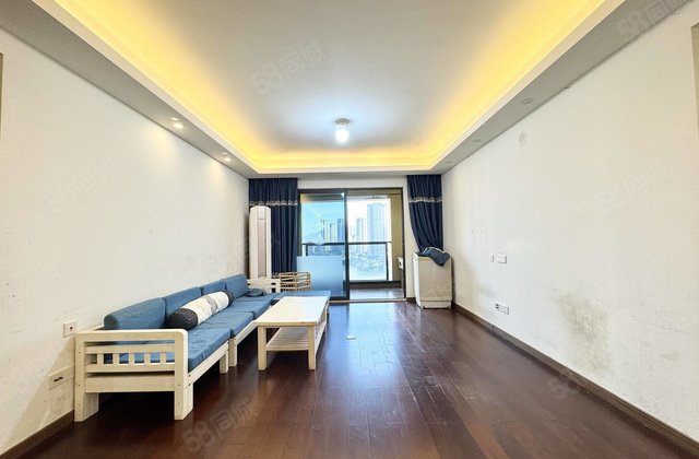 万科城六期雅园4室2厅138.04㎡145万二手房图片