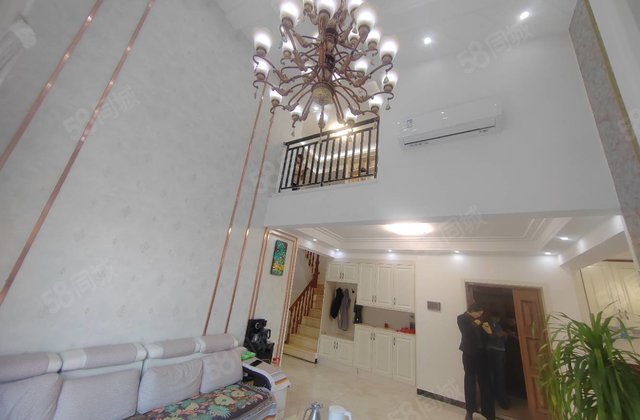 开发区6加7！御润好家带露台！六层电梯洋房