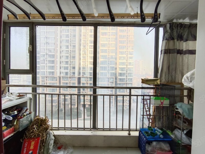 青棠湾小区(公寓住宅)3室2厅2卫153㎡南北83万