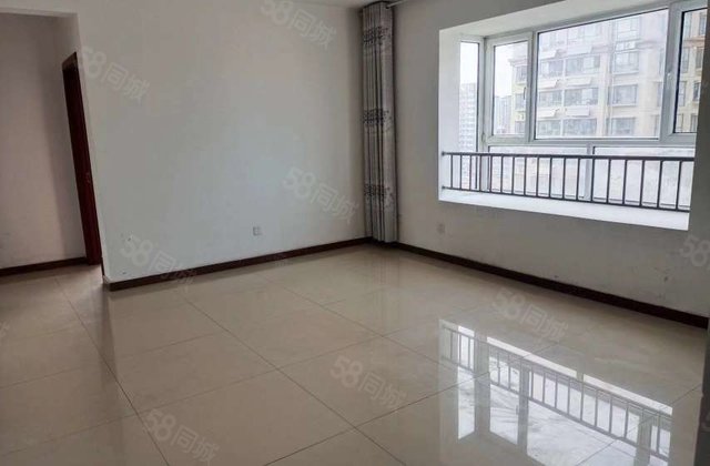 急售！金柱康城  汽车站附近  边户  看房方便