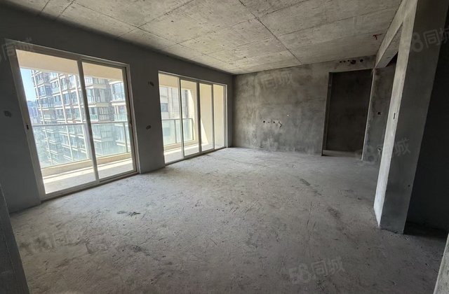 领地天屿4室2厅139㎡119万二手房图片