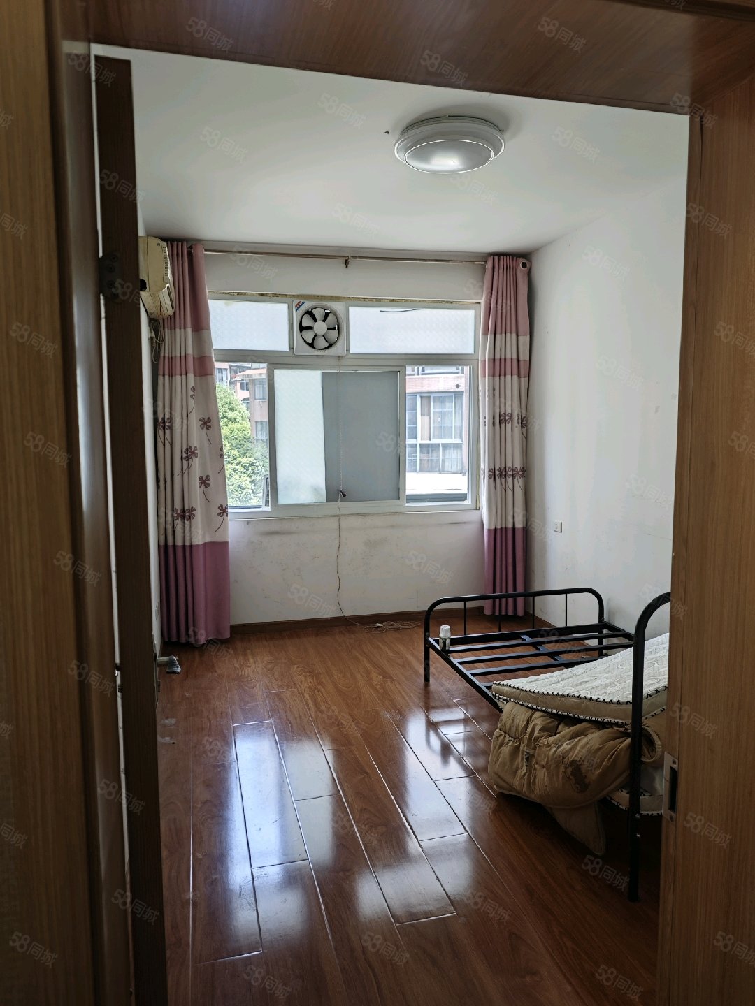 凤凰香郡3室2厅2卫126㎡南63.8万