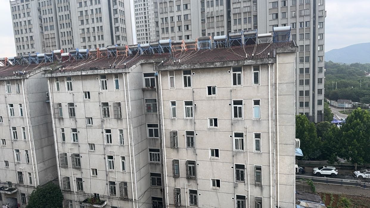 化肥厂宿舍(巢湖)2室1厅1卫67.75㎡南15万