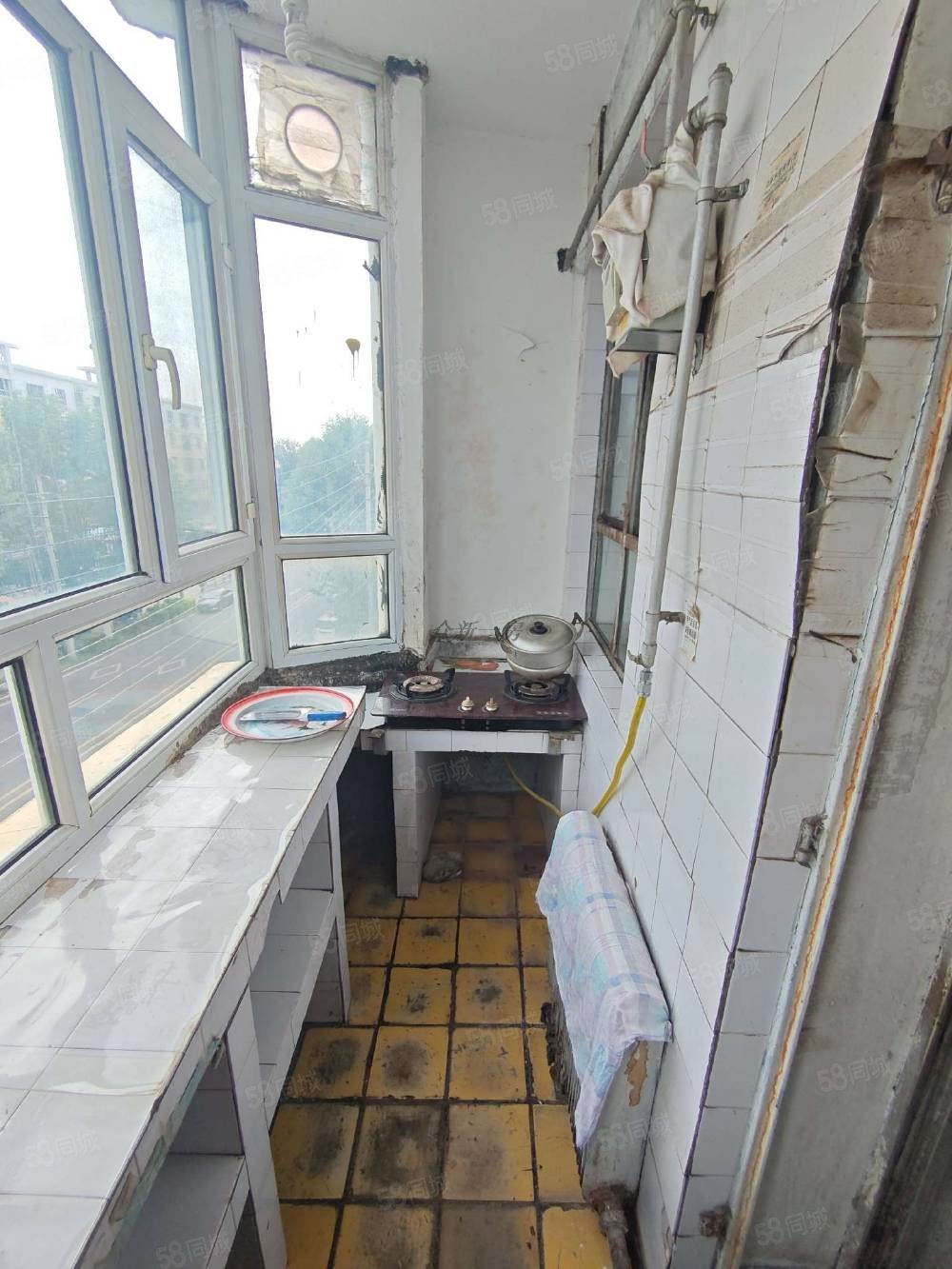 工商局小区2室2厅1卫66㎡南北14万