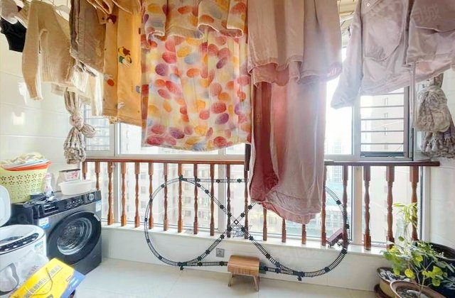 柏林怡园3室2厅134.4㎡80万二手房图片