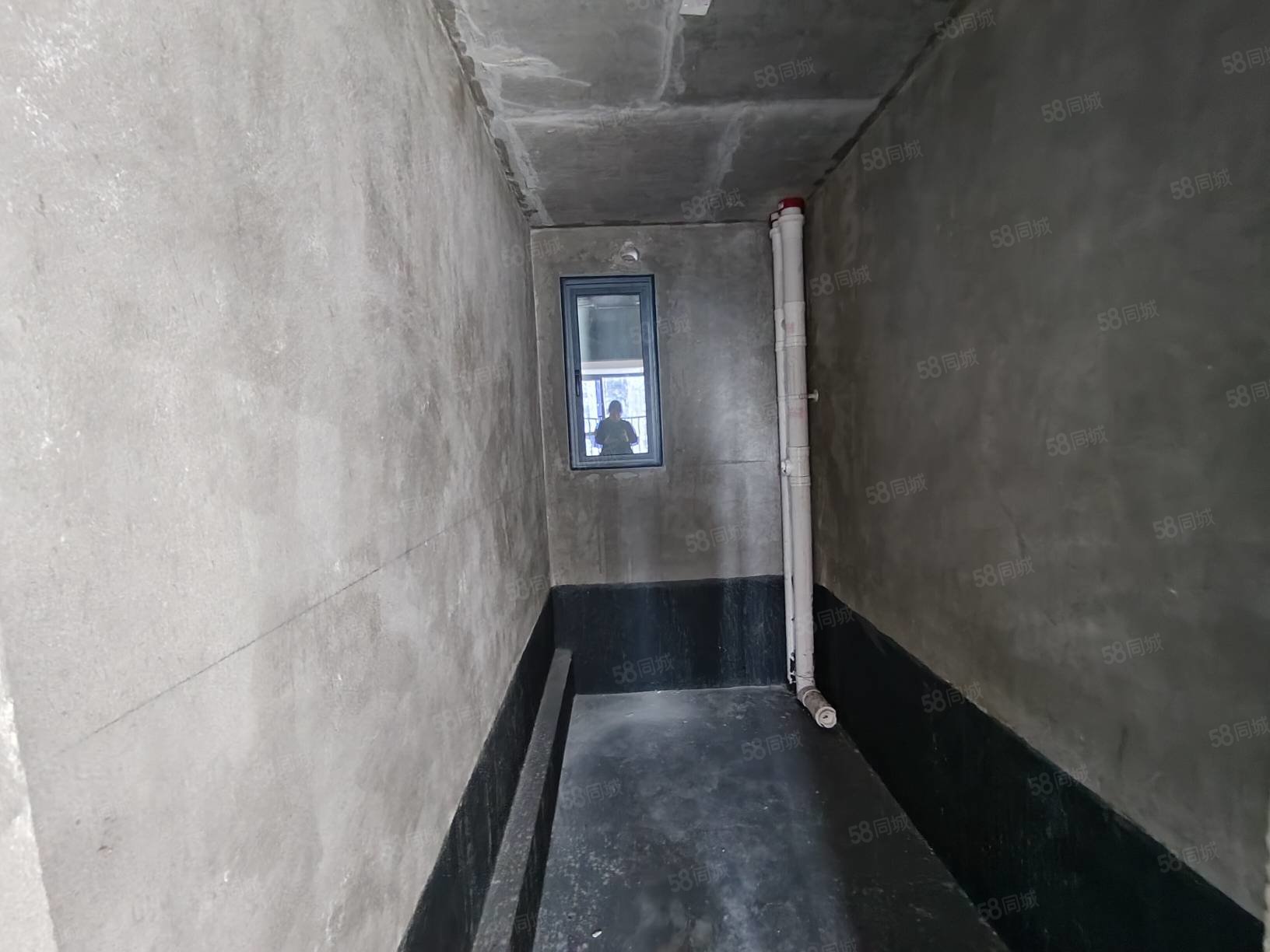 中国中铁世纪山水3室2厅2卫105㎡南北43万