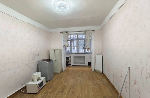 人民电影院家属院2室1厅71.56㎡65万二手房图片