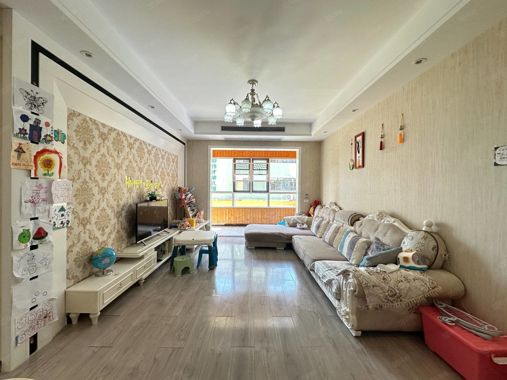 国瑞蓝山郡3室2厅1卫121㎡南北73.8万