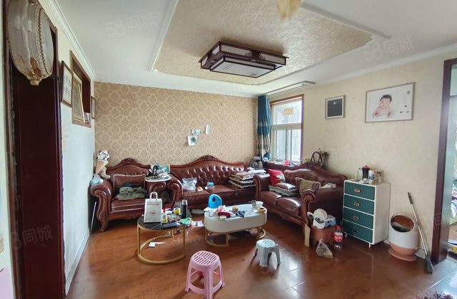 急售文轩本部，闸口威尼斯花园，四楼，三室，满二