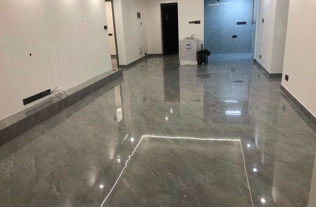 保利大都汇君汇4室2厅131.2㎡239万二手房图片