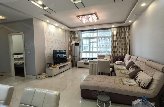 水晶公寓3室2厅123㎡63.8万二手房图片