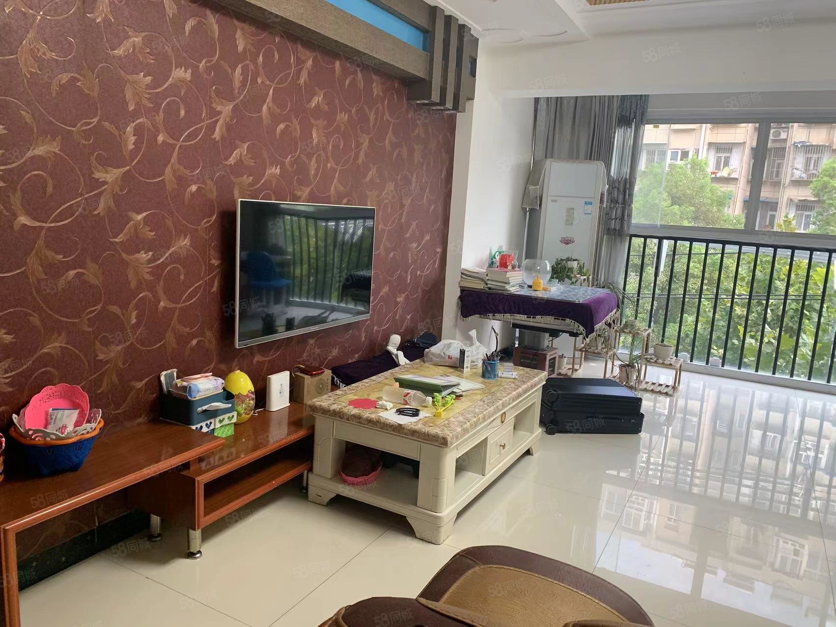 宏发小区(竹山)3室2厅2卫127㎡南45万