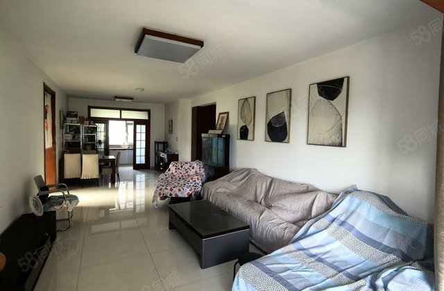 君澜甲第  对门三叶草好房，主打  方便，证过两年随时过户