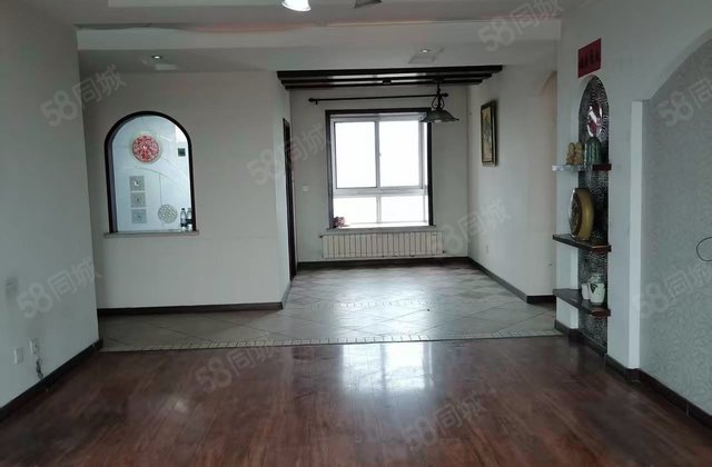 滨湖花园(东区)3室2厅143.05㎡178万二手房图片