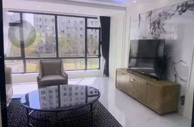 龙湖蓝山3室2厅150㎡68万二手房图片