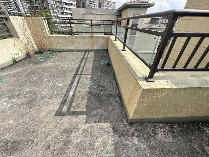 君汇半岛别墅小区新朝南低容积满二