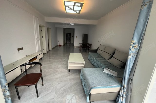 万事达生活广场3室2厅135㎡68万二手房图片