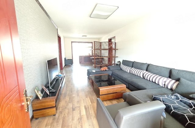 东昌   实验 元宝户型 精装 带车位储藏室 免大税