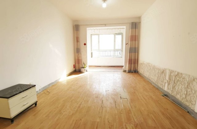 急售！东昌路 公园 中央丽都3室2卫 中间好楼层 交通便利