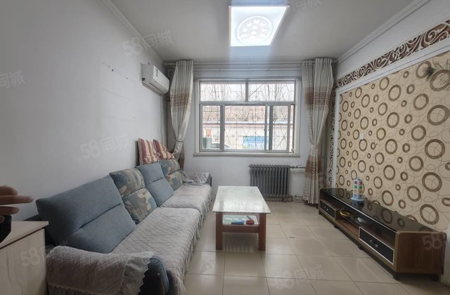 文轩一楼检察院 龙山北区 龙山南区 柳园办事处家属院停车方便