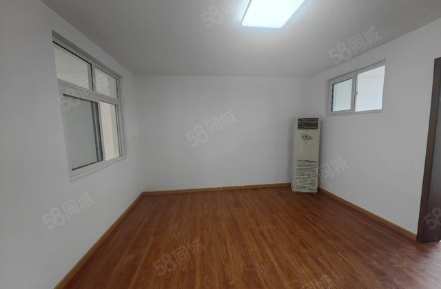 市中心 金鼎 东昌 三室 精装 免大税送储藏室 三中