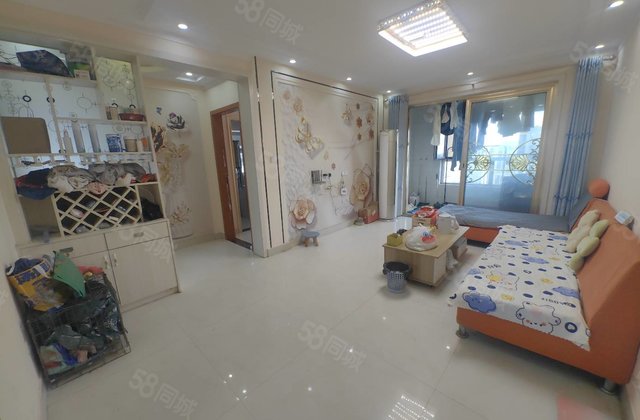 阿卡六期带车位 免大税 东边户 精装修 双卫 诚心出售随时看