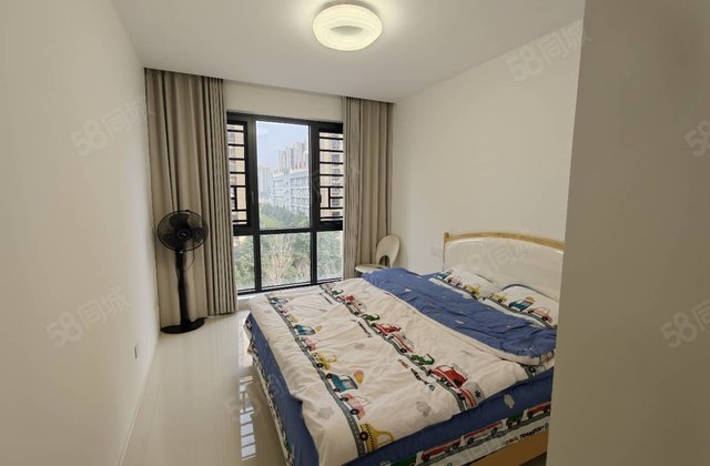 吉大汉学仕府4室2厅131㎡79.8万二手房图片